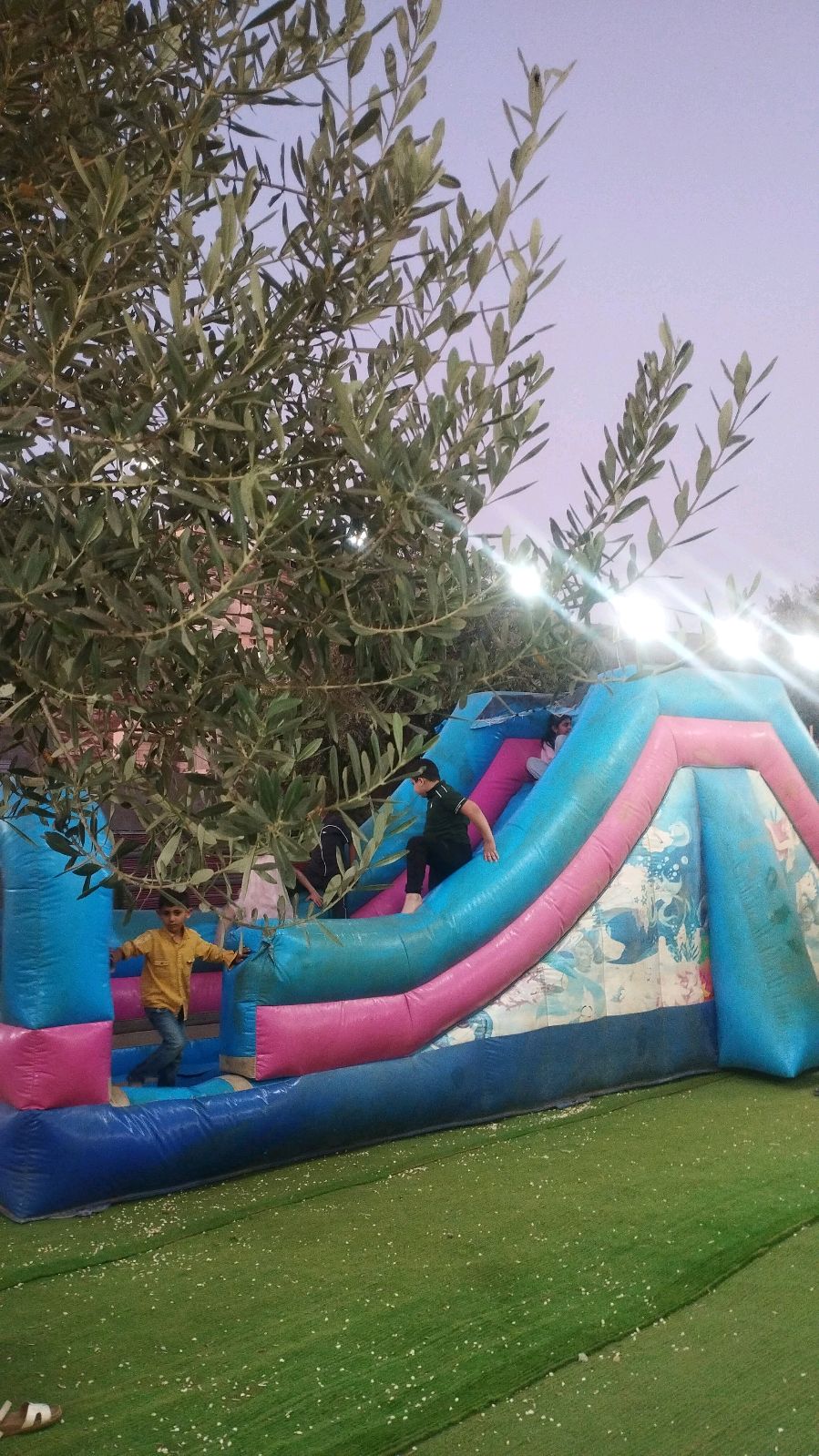 Happy Land - صورة 4