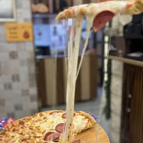 مطعم عبود - Pizza Abood - صورة 1