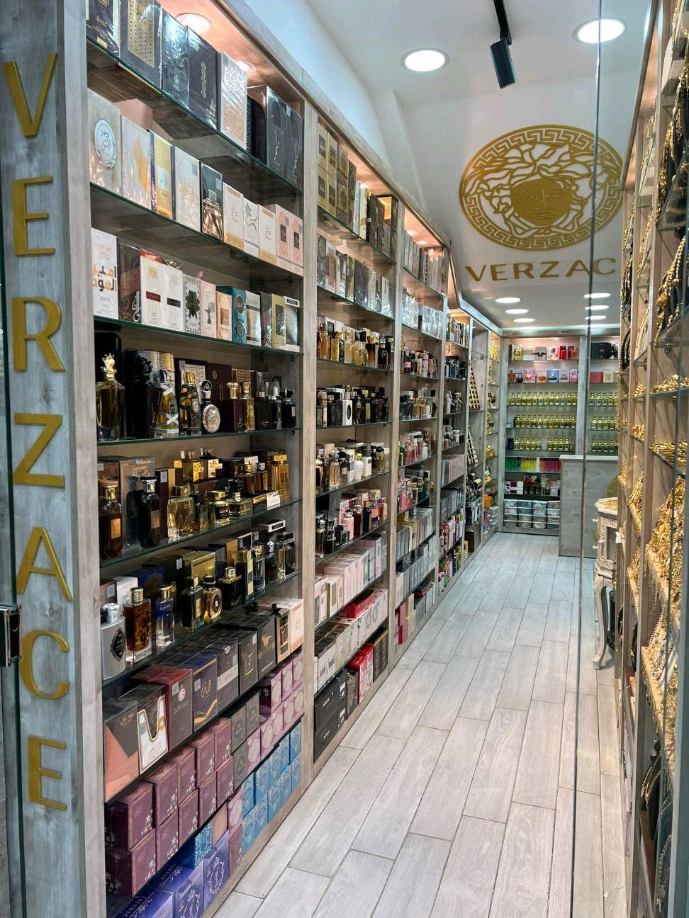 VERZACE - صورة 1