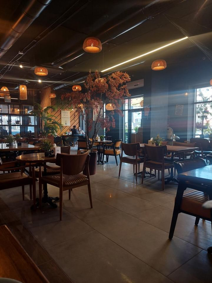 Rihan Cafe - صورة 7