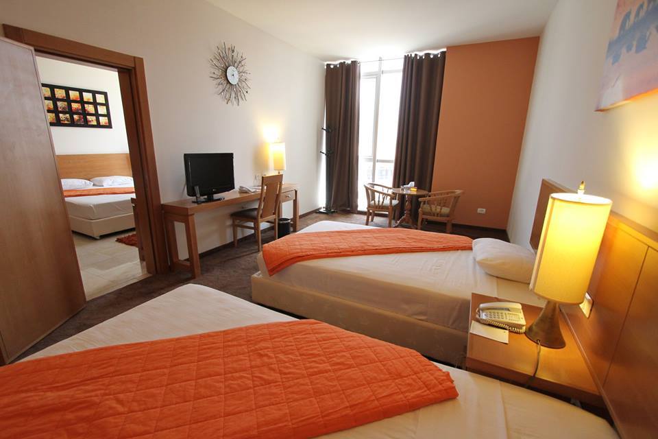 Caesar Hotel - صورة 1