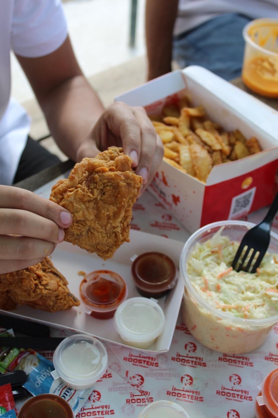 Roosters Fried Chicken - صورة 2