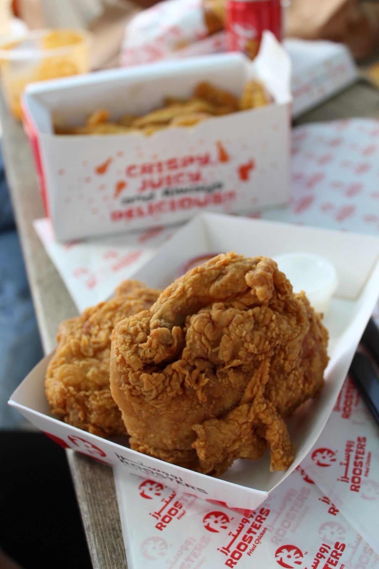 Roosters Fried Chicken - صورة 4