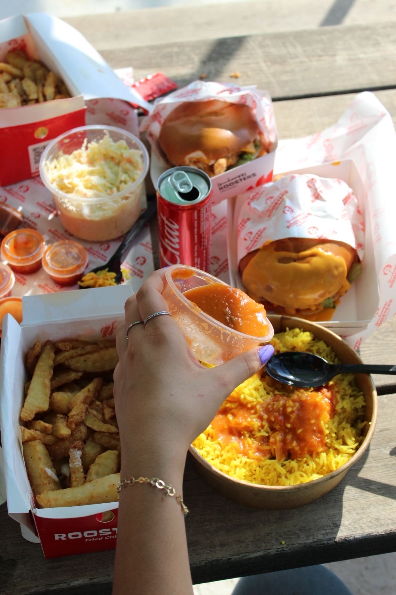 Roosters Fried Chicken - صورة 5