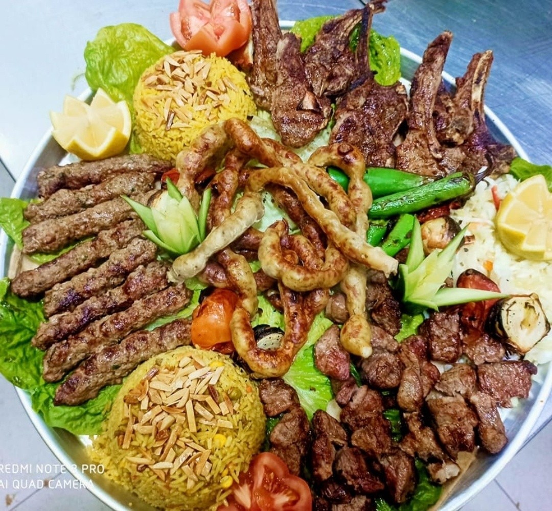 مطعم وحلويات سامر samer sweets & restaurant - صورة 8