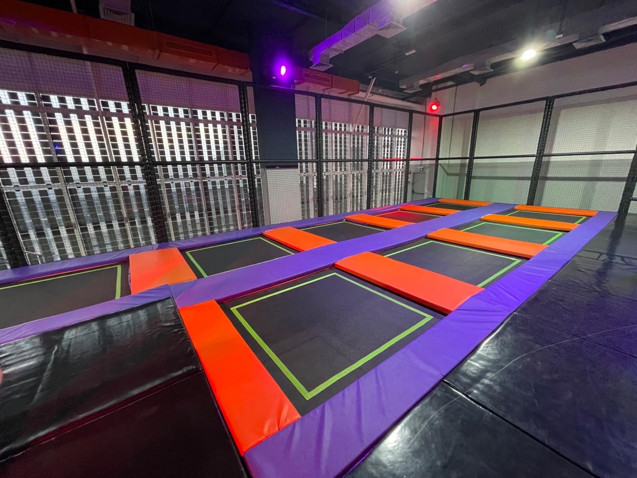 fly trampoline - صورة 1