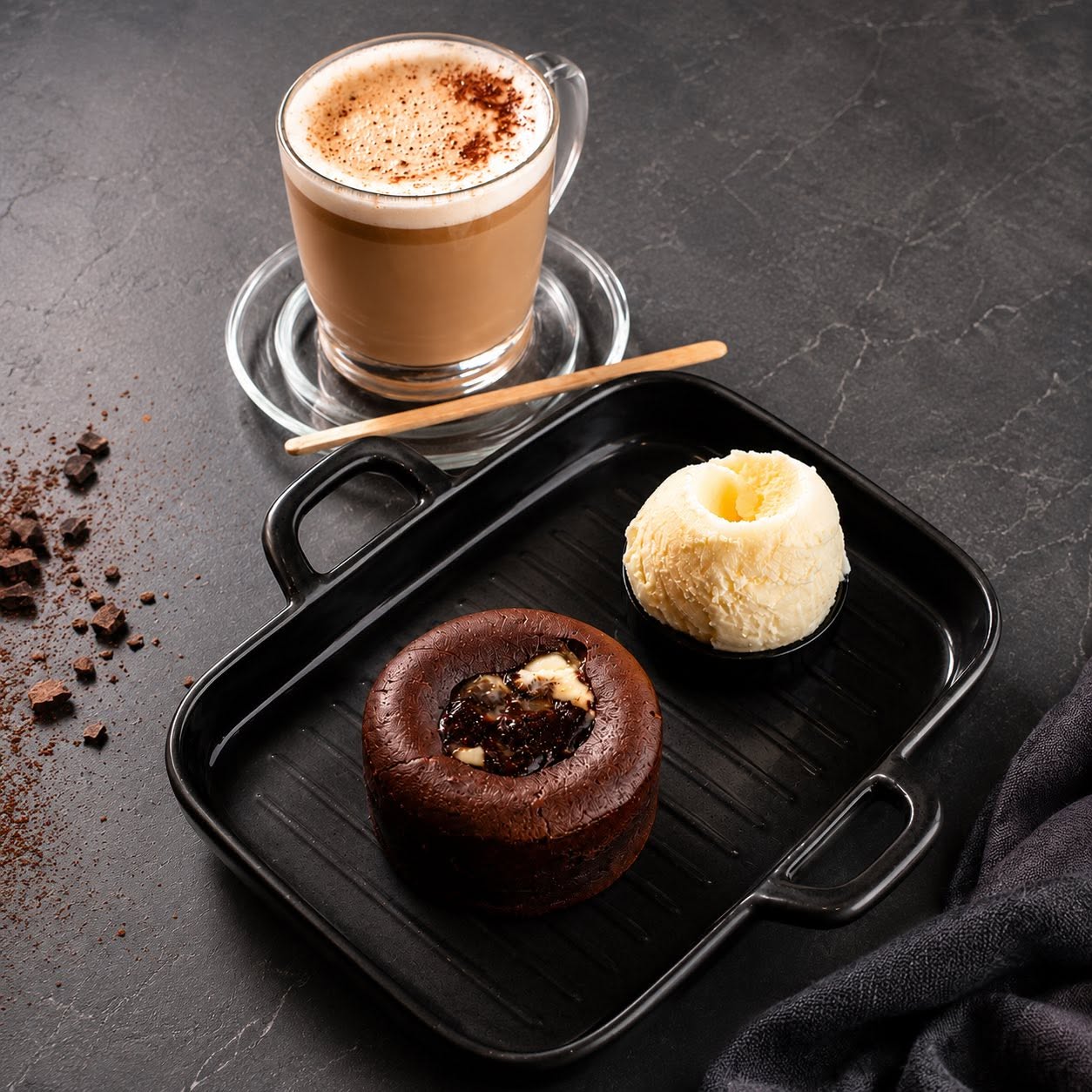 Uptown Burger & Wings مطعم ابتاون - صورة 6